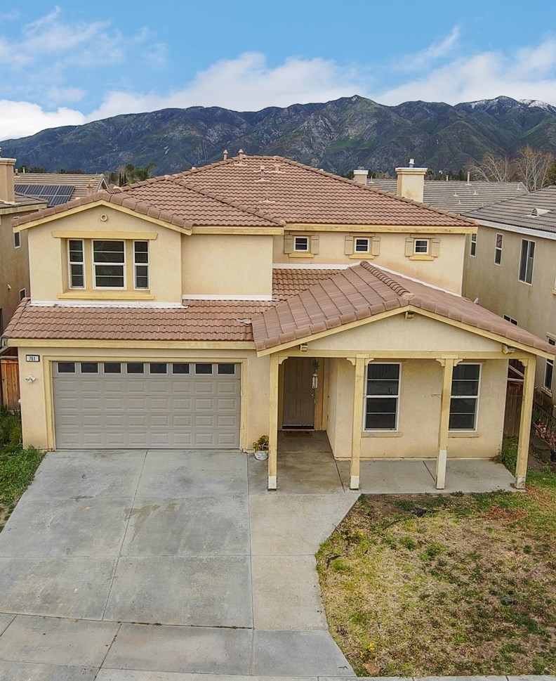 761 Salinger Pl, San Jacinto, CA 92583