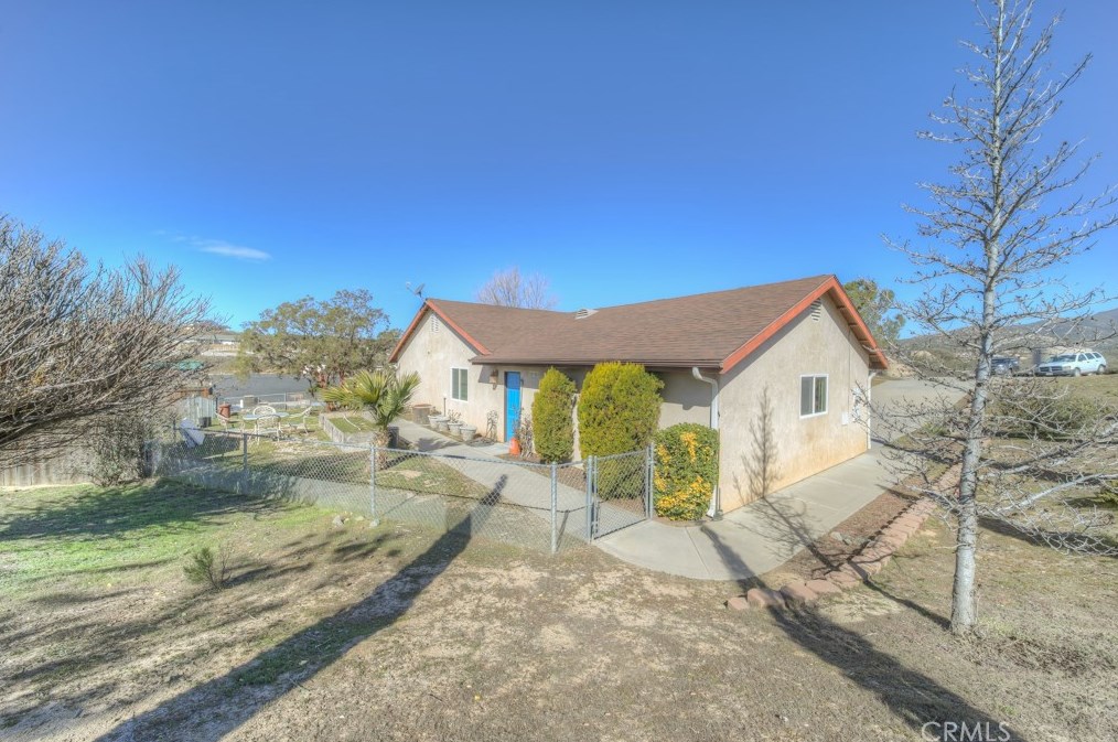 41511 Skyview Way, Aguanga CA  92536-9844 exterior