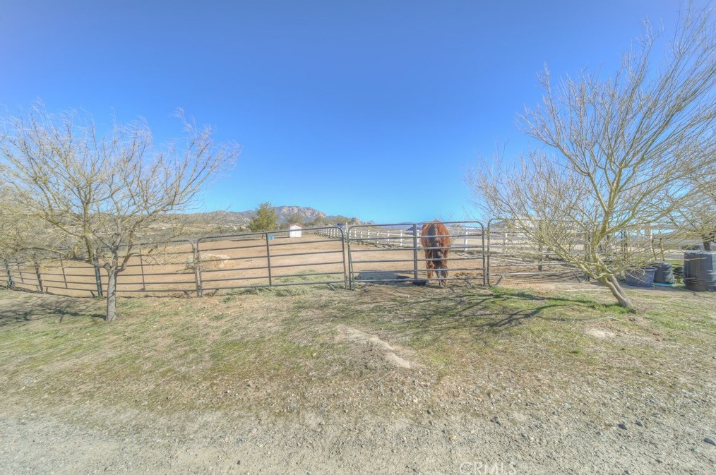 41511 Skyview Way, Aguanga CA  92536-9844 exterior