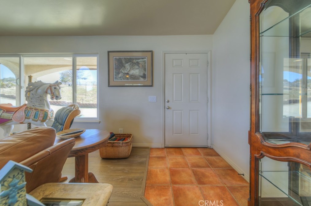 41511 Skyview Way, Aguanga CA  92536-9844 exterior
