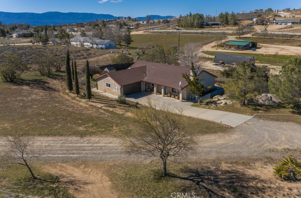 41511 Skyview Way, Aguanga, CA 92536