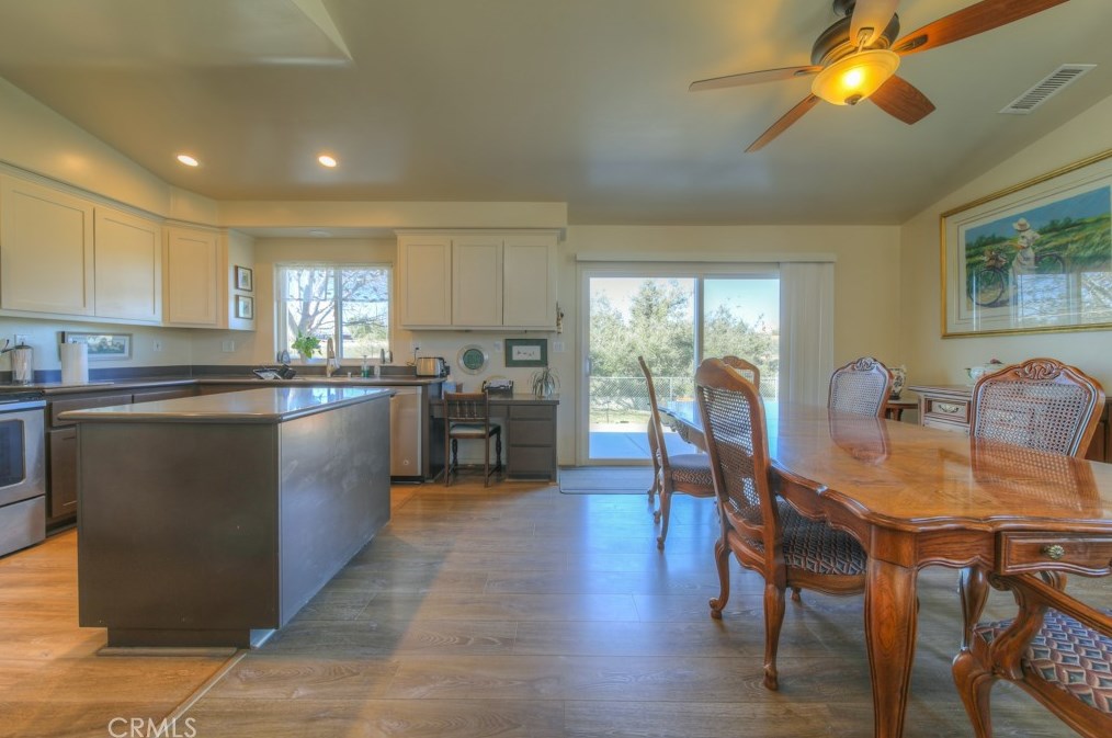 41511 Skyview Way, Aguanga CA  92536-9844 exterior