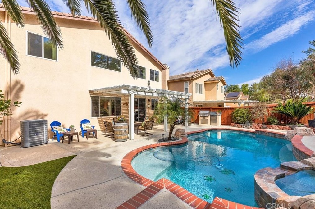 31045 Oakhill Dr, Temecula, CA 92591