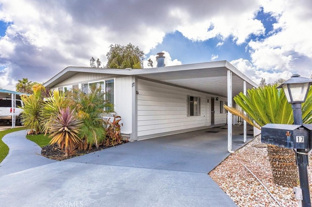2250 N Broadway #17, Escondido, CA 92026