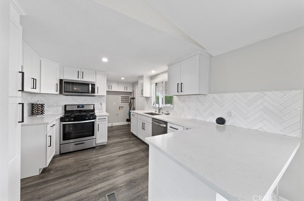 34125 Harvest Way, Wildomar, CA 92595