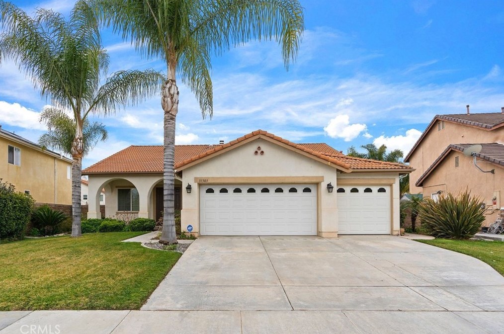 31303 Janelle Ln, Winchester, CA 92596
