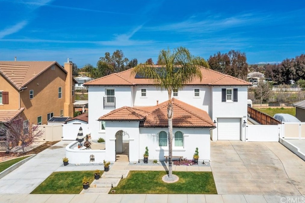 32420 Apricot Tree Rd, Winchester, CA 92596-8672