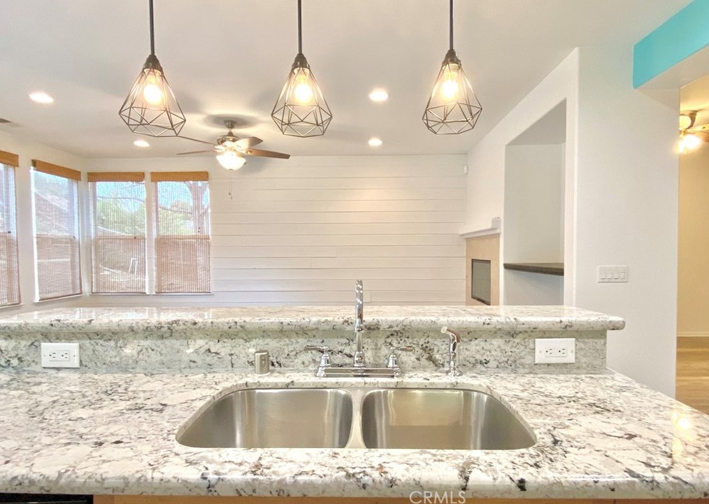 24994 Mandarin Ct, Wildomar, CA 92595