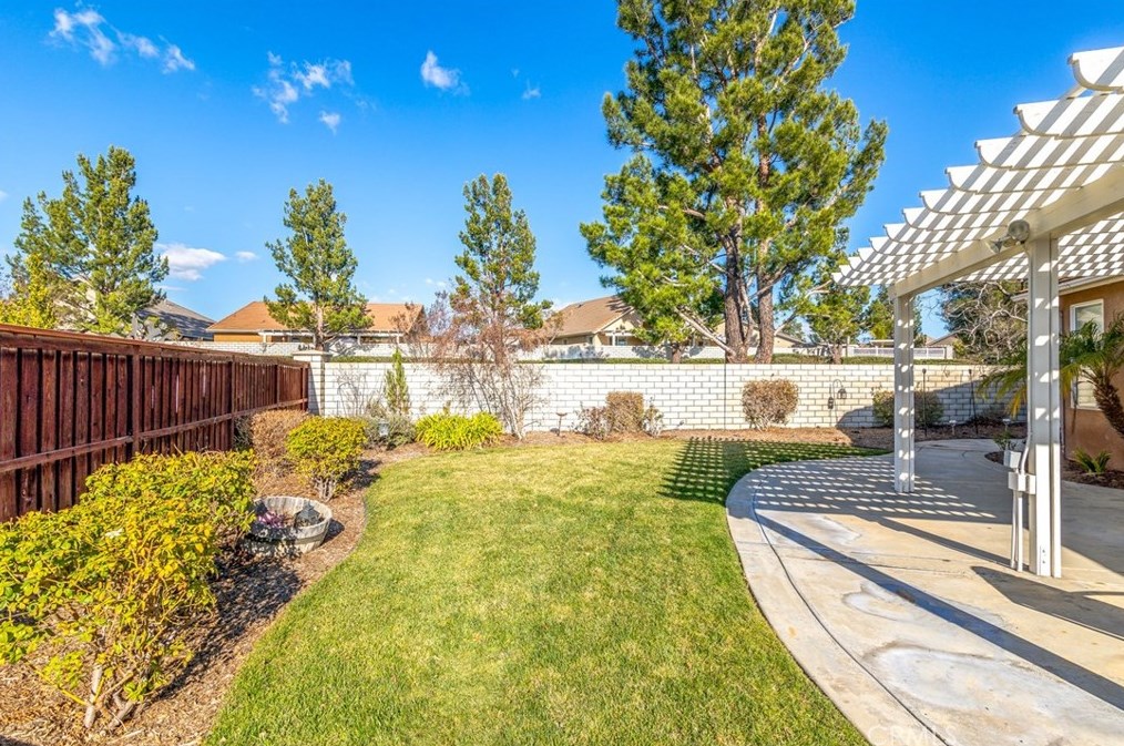 30355 Mondavi Cir, Murrieta CA  92563-4858 exterior