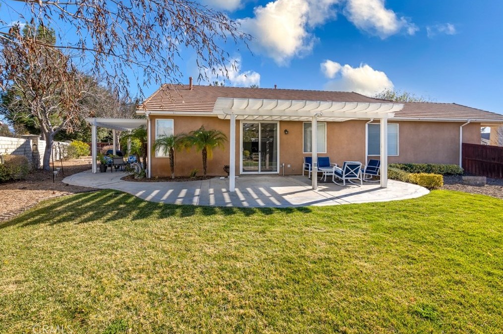 30355 Mondavi Cir, Murrieta CA  92563-4858 exterior