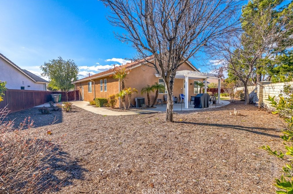 30355 Mondavi Cir, Murrieta CA  92563-4858 exterior