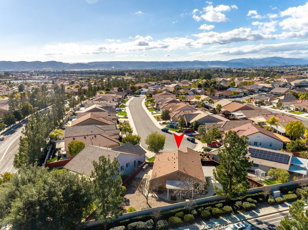30355 Mondavi Cir, Murrieta CA  92563-4858 exterior