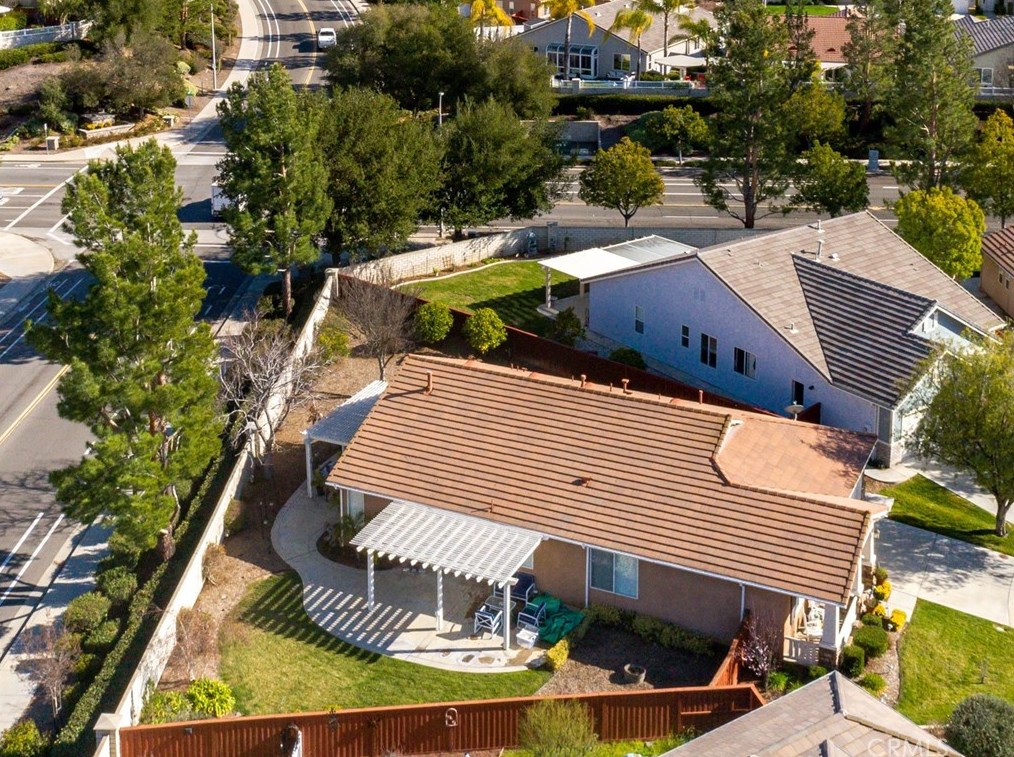 30355 Mondavi Cir, Murrieta CA  92563-4858 exterior