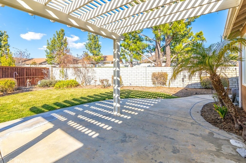 30355 Mondavi Cir, Murrieta CA  92563-4858 exterior