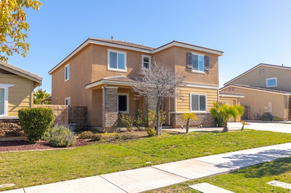 3184 Everlasting St, Hemet, CA 92543-8748