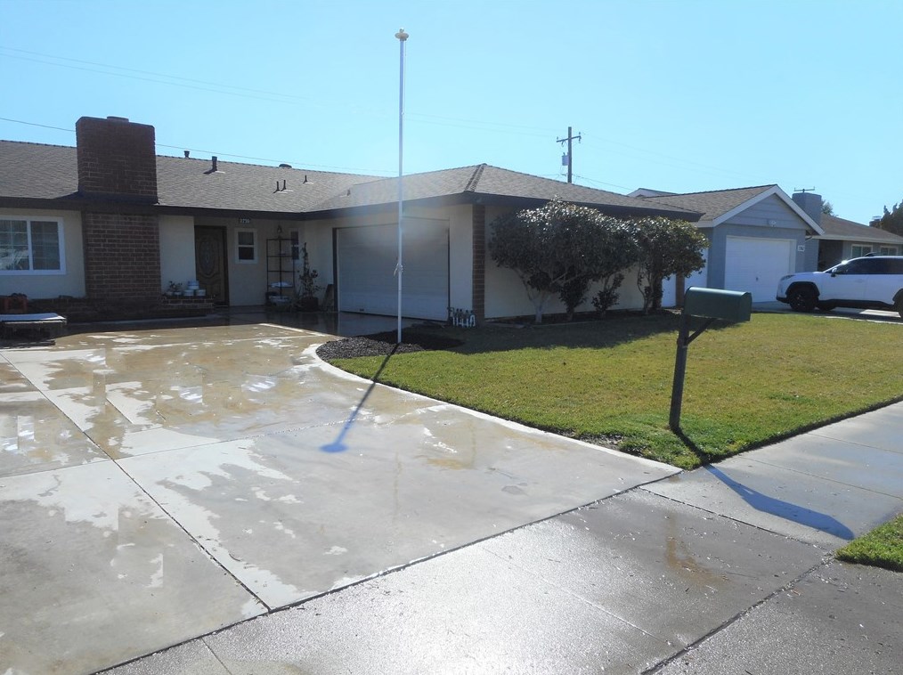 2770 E Diana Ave, Anaheim, CA 92806
