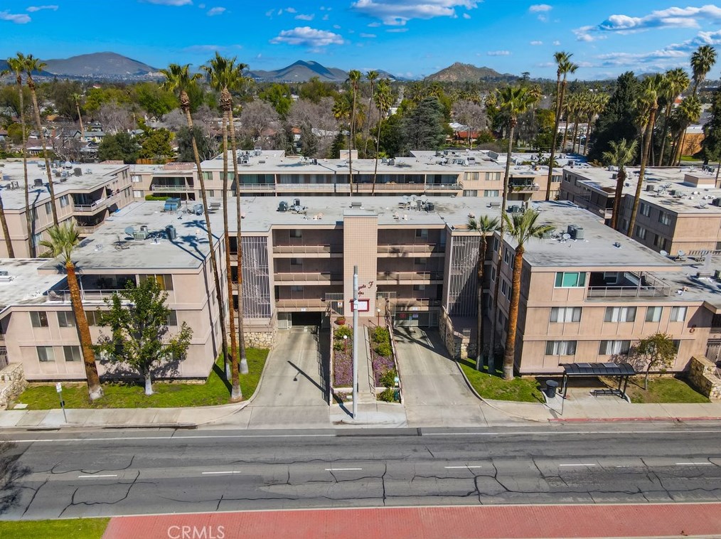 6979 Palm Ct #101p, Riverside, CA 92506