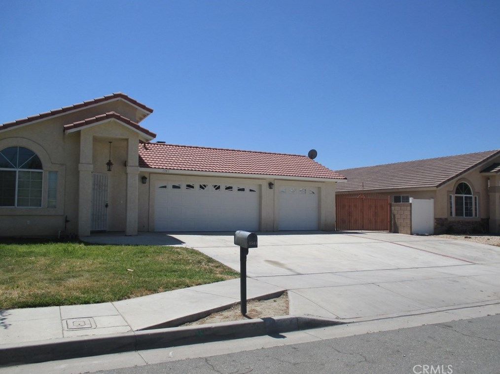 1541 Whittier Ave, Hemet, CA 92544-8762