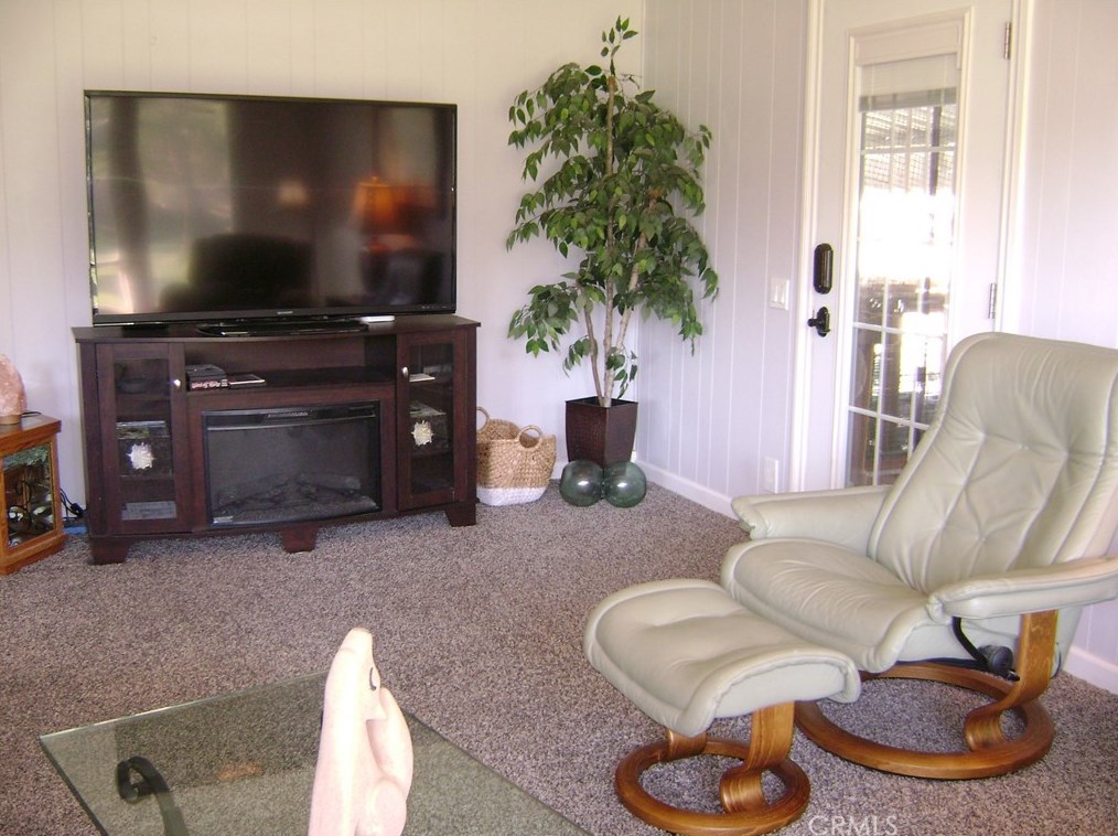 30891 Paradise Palm Ave, Homeland, CA 92548-9557