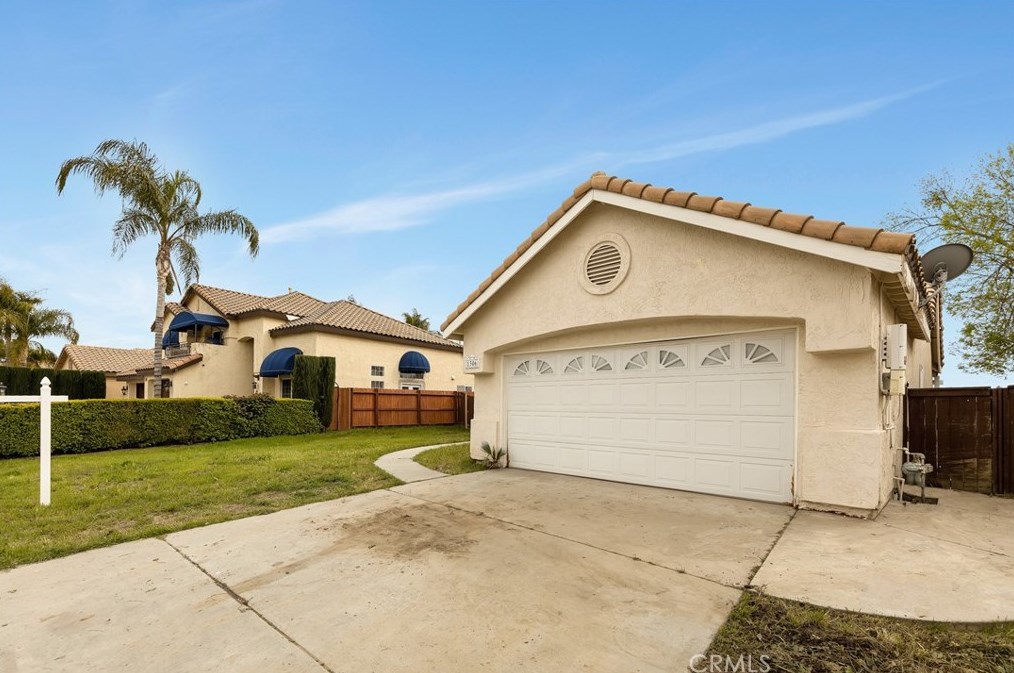 1306 Avenida Floribunda, San Jacinto, CA 92583