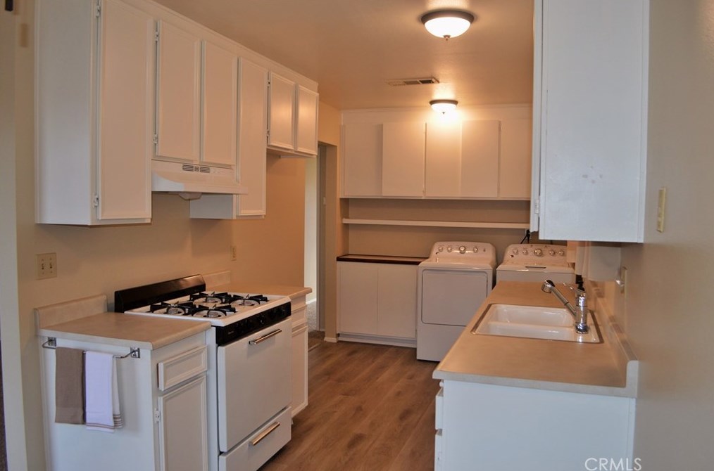 2072 Calle Diablo, Hemet, CA 92545-2527