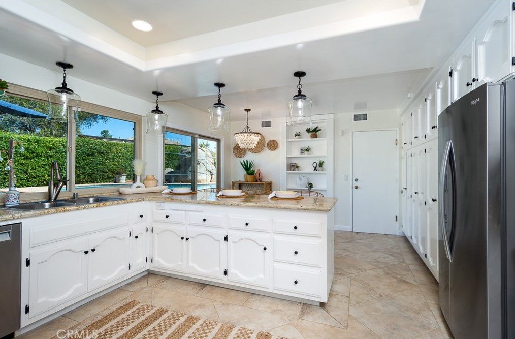 3054 Bernardo Ave, Escondido CA  92029-6612 exterior