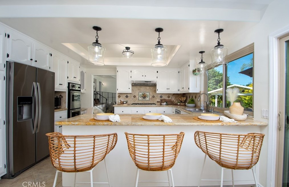 3054 Bernardo Ave, Escondido CA  92029-6612 exterior