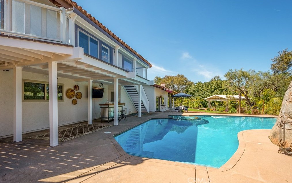 3054 Bernardo Ave, Escondido CA  92029-6612 exterior