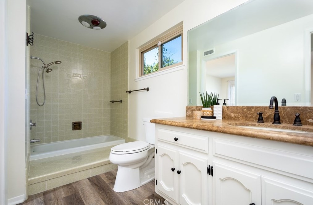 3054 Bernardo Ave, Escondido CA  92029-6612 exterior