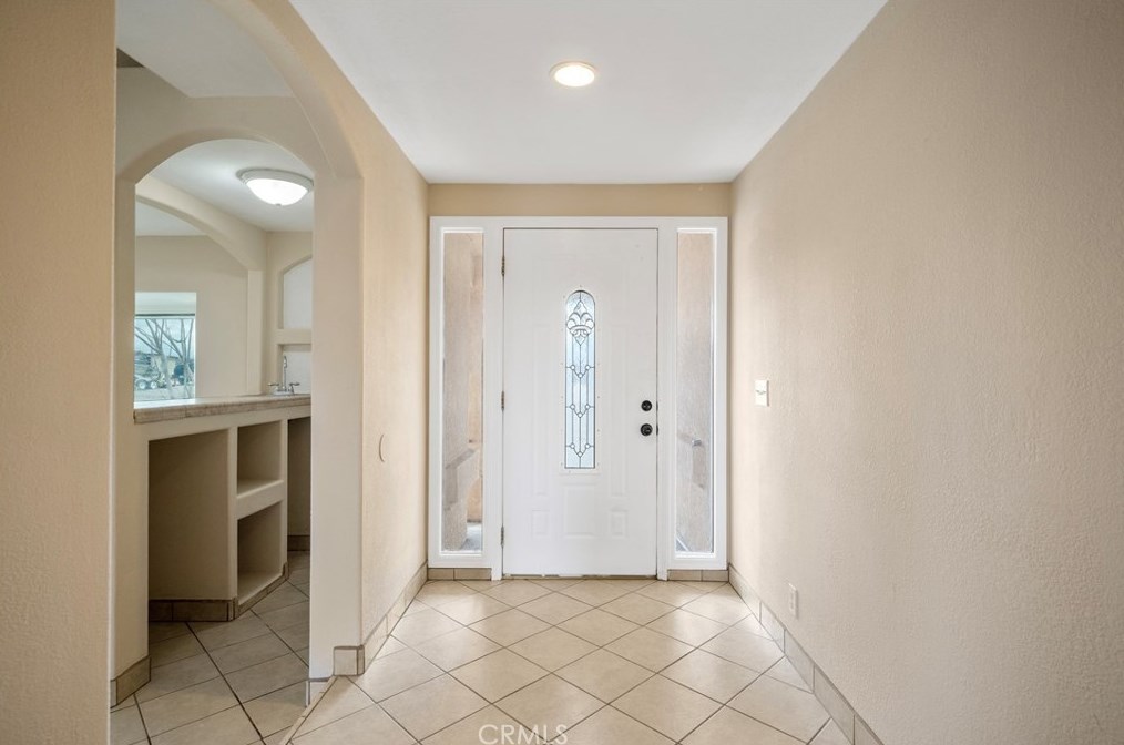 15334 Oasis Rd, Pinon Hills, CA 92372