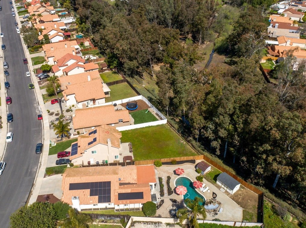 24666 Leafwood Dr, Murrieta CA  92562-4160 exterior