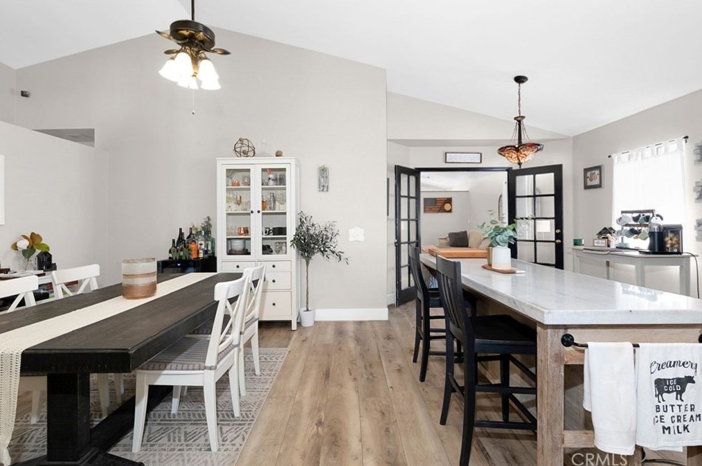 24666 Leafwood Dr, Murrieta CA  92562-4160 exterior