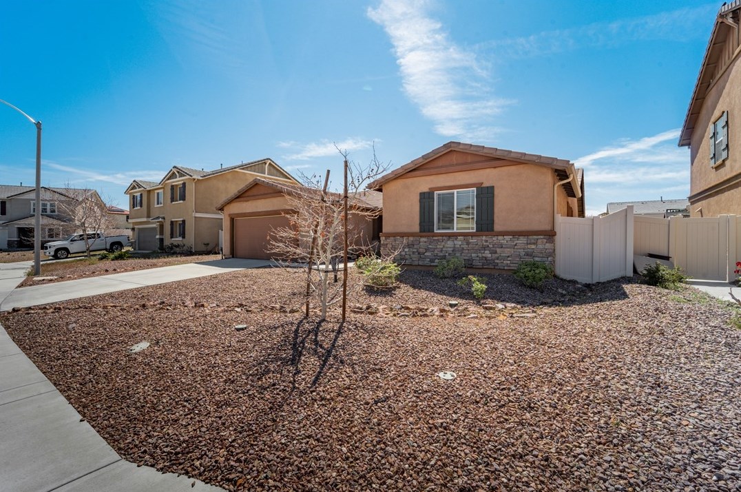 6578 Verdon St, Palmdale, CA 93552-3519