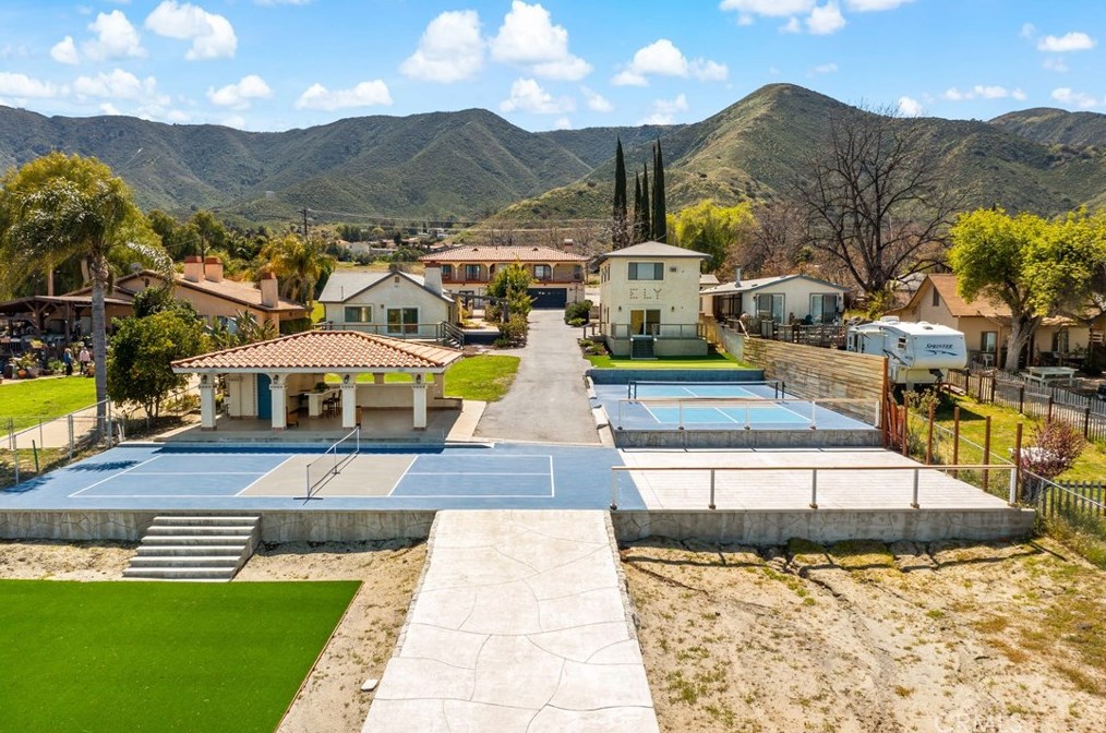 17240 Grand Ave, Lake Elsinore, CA 92530