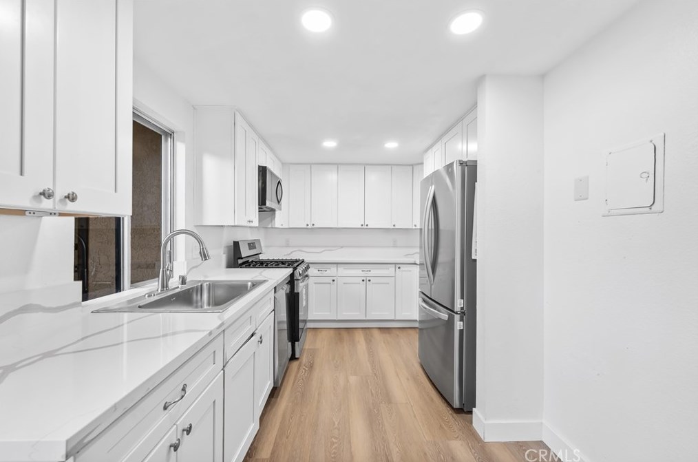 149 Tiger Ln, San Jacinto, CA 92583