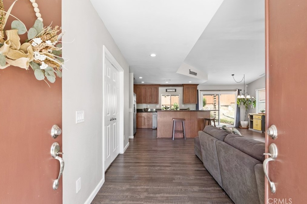 1761 Judith Pl, Escondido, CA 92026-1004