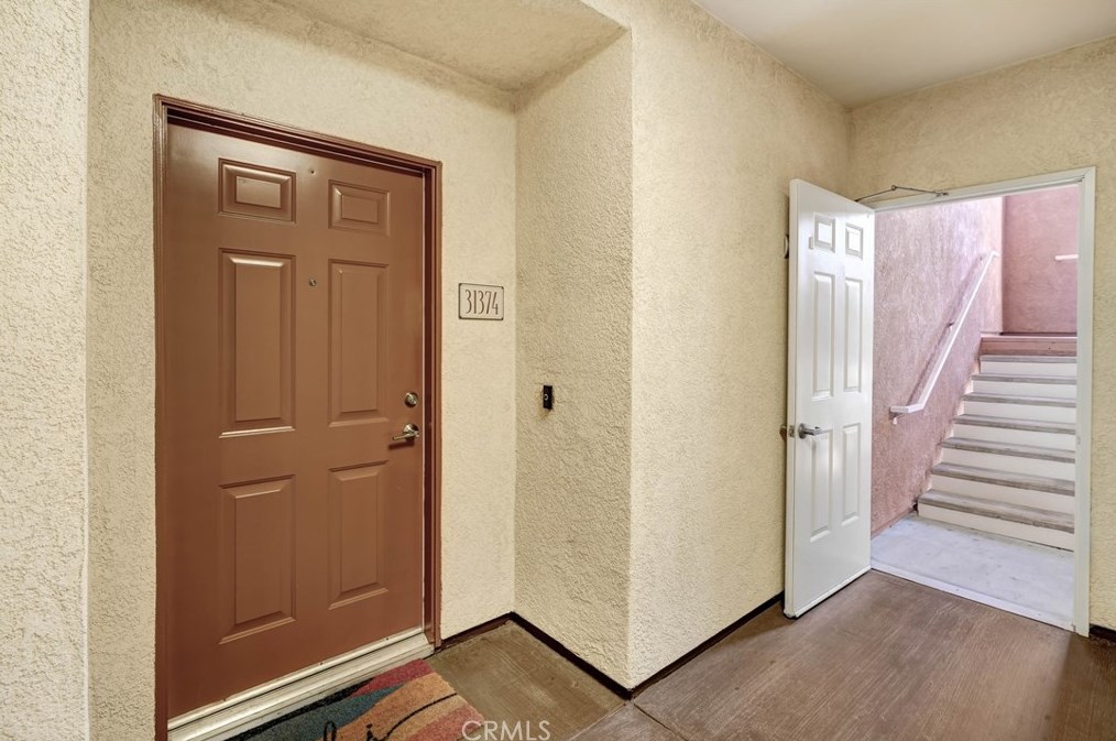 31374 Taylor Ln, Temecula, CA 92592