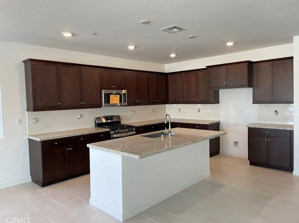 11664 S Crescent St, Desert Hot Springs, CA 92240
