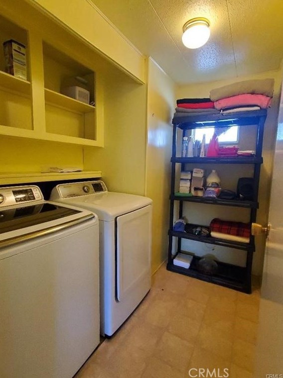 831 Elk St, Hemet CA  92543-6904 exterior