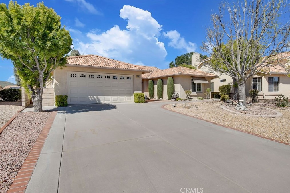2887 Banyan Tree Ln, Hemet, CA 92545-7777