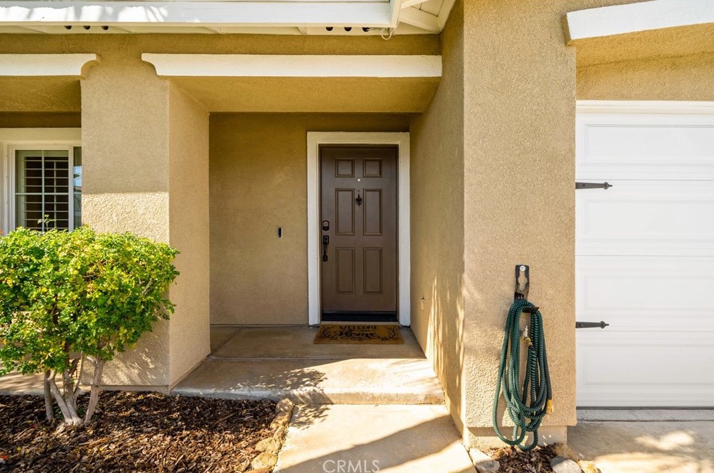 28780 Lavatera Ave, Murrieta CA  92563-3487 exterior