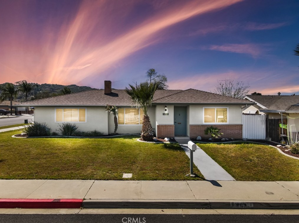 893 Margaret Ave, Hemet, CA 92543-7221