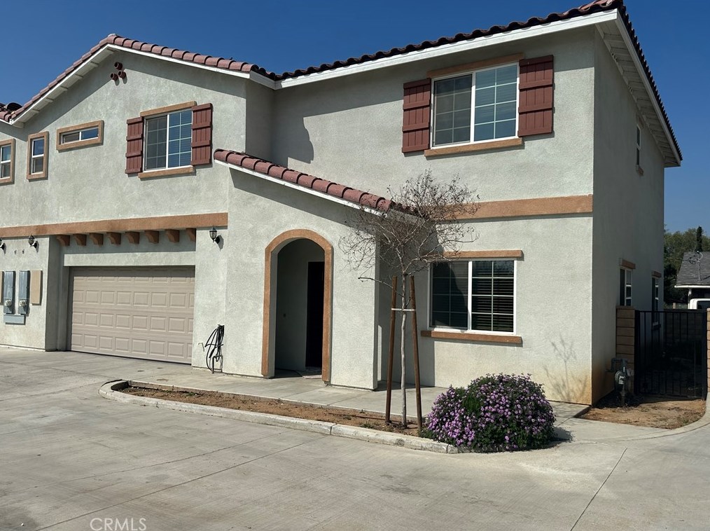 9125 Bellegrave Ave #4, Riverside, CA 92509