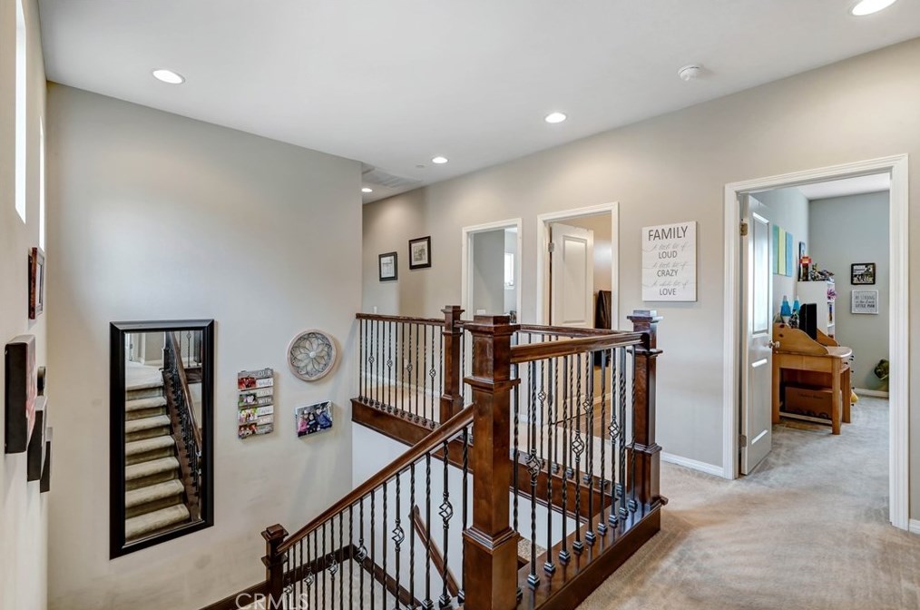 44260 Nighthawk Pass, Temecula CA  92592-1388 exterior