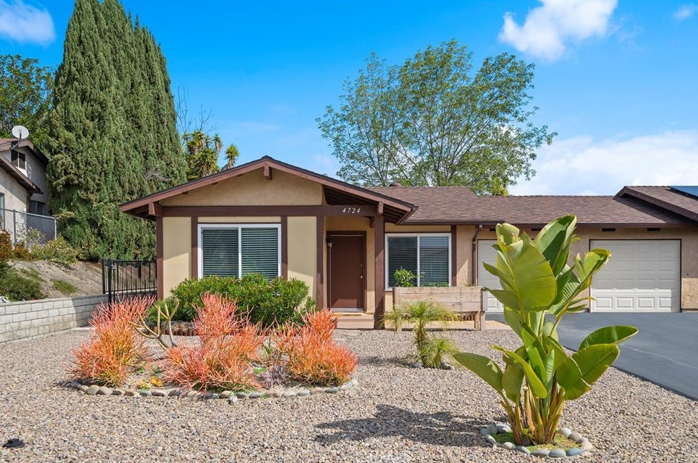 4724 Sunny Hills Rd, Oceanside, CA 92056