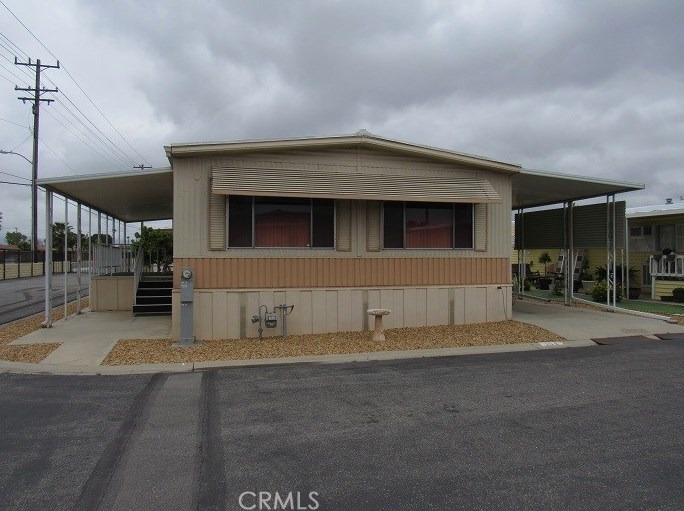 1895 W Devonshire #104, Hemet, CA 92545