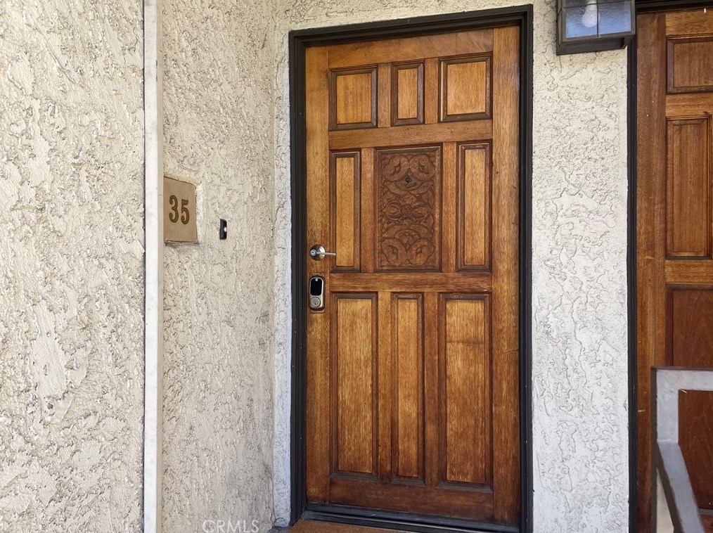 7135 Firmament Ave #35, Van Nuys, CA 91406