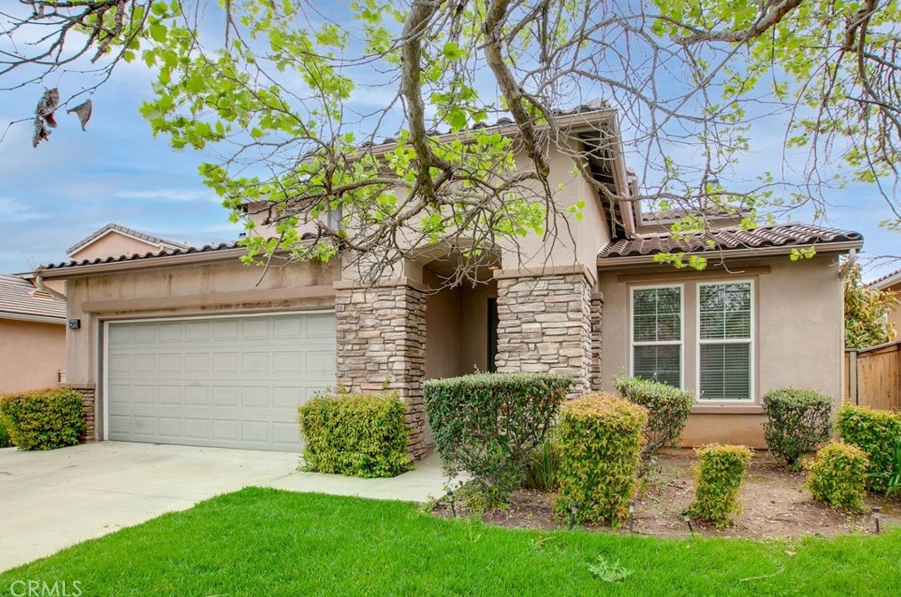 29689 Masters Dr, Murrieta, CA 92563-5871