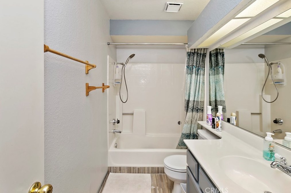 14156 Montego Bay Dr, Moreno Valley CA  92553-2905 exterior