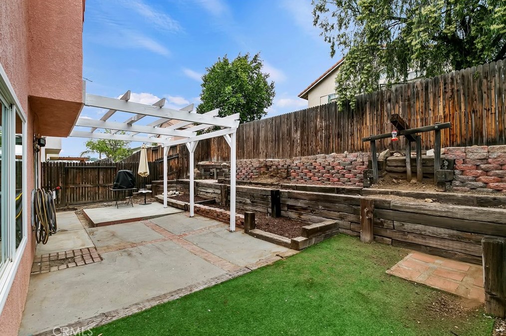 14156 Montego Bay Dr, Moreno Valley CA  92553-2905 exterior